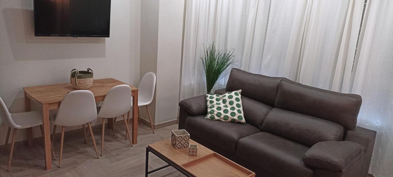 Ap Hotel Navas Alicante Bagian luar foto