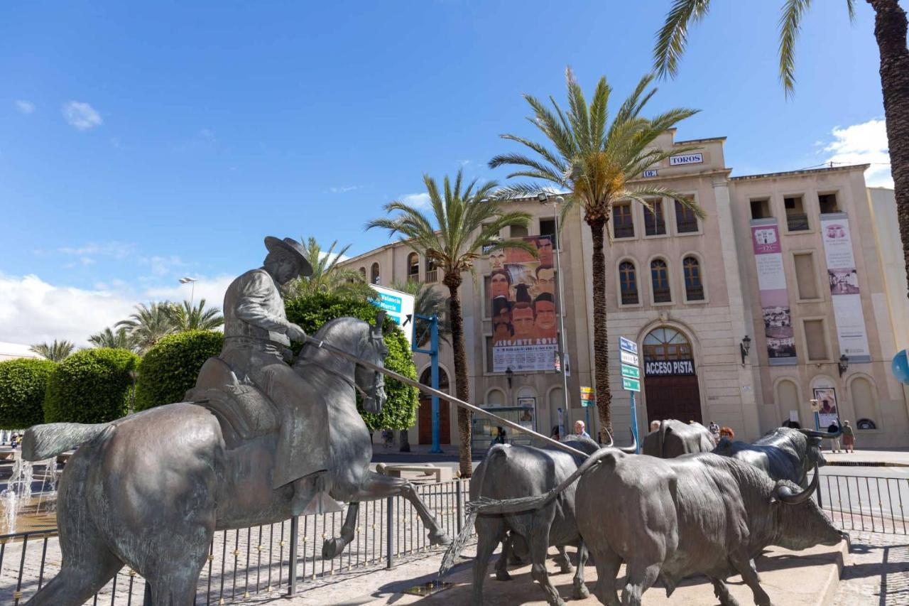 Ap Hotel Navas Alicante Bagian luar foto