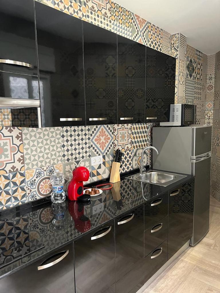 Ap Hotel Navas Alicante Bagian luar foto
